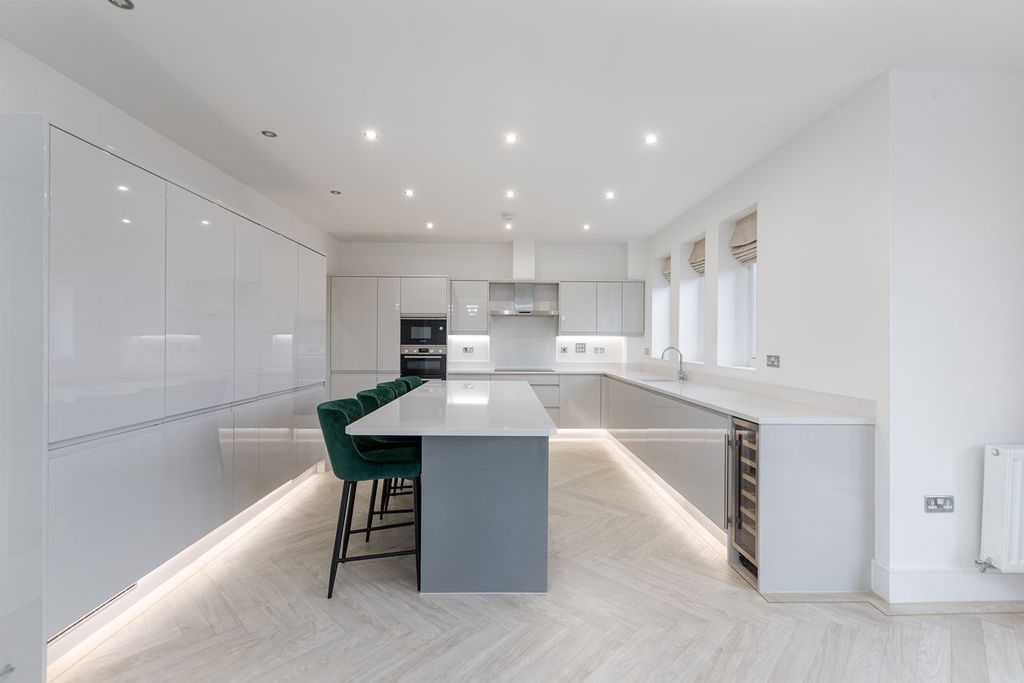 Photo of Willow Drive, Wynyard