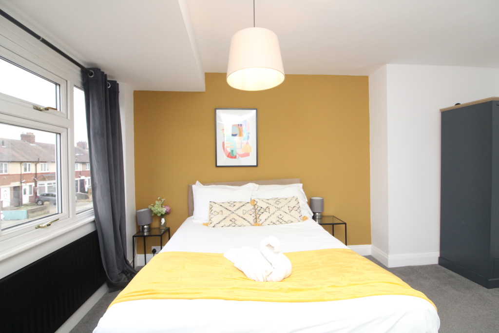 Photo of 52 Keithlands Avenue