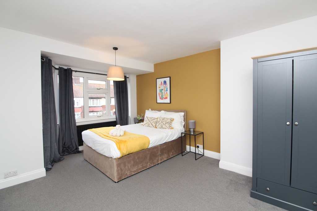 Photo of 52 Keithlands Avenue