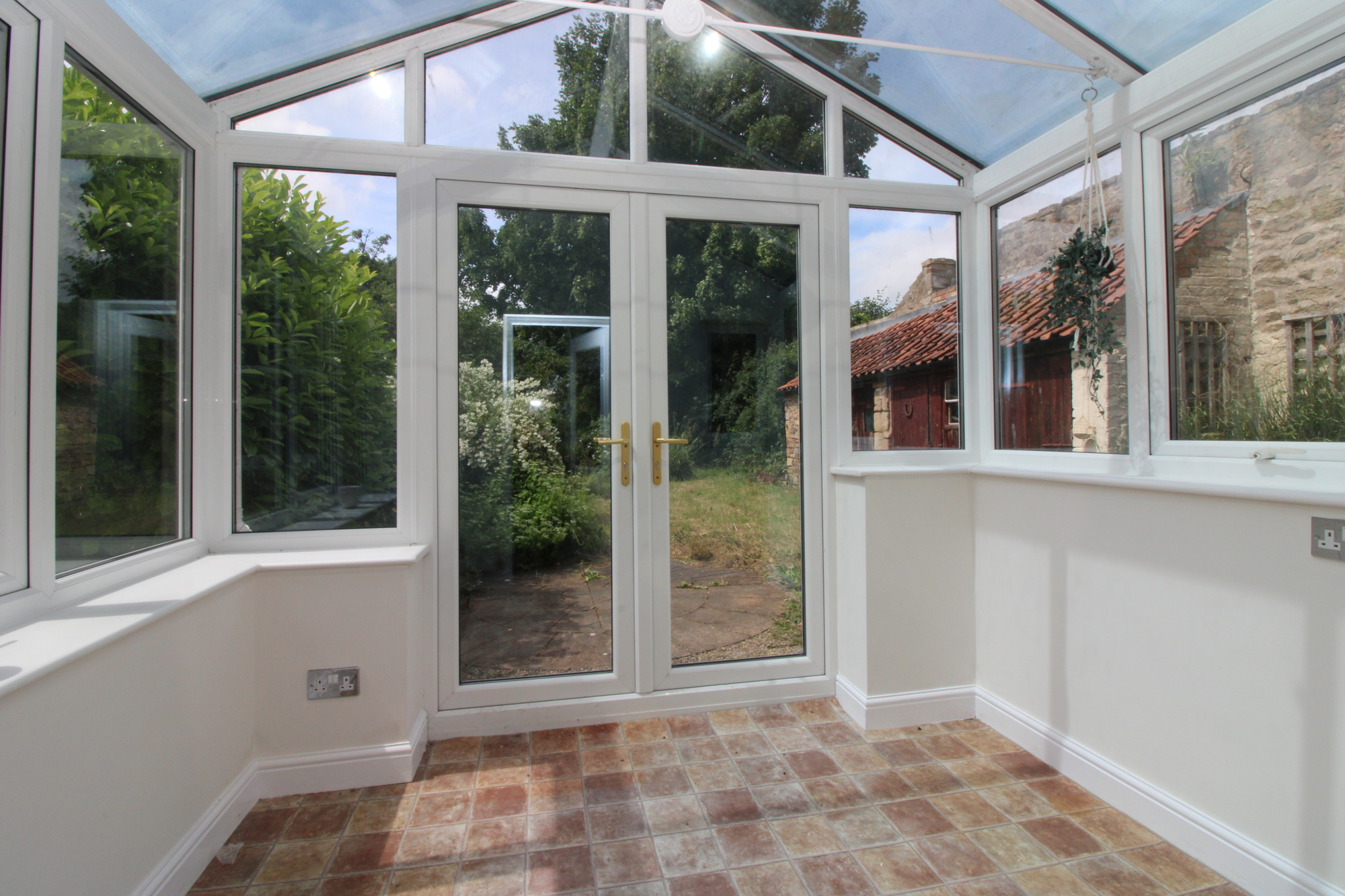 Photo of Rose Cottage, Summerhouse