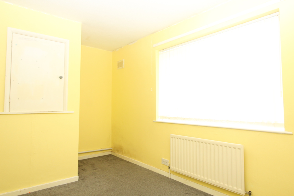 Photo of Roseneath Avenue, Stockton-on-Tees, TS19 9HP, United Kingdom